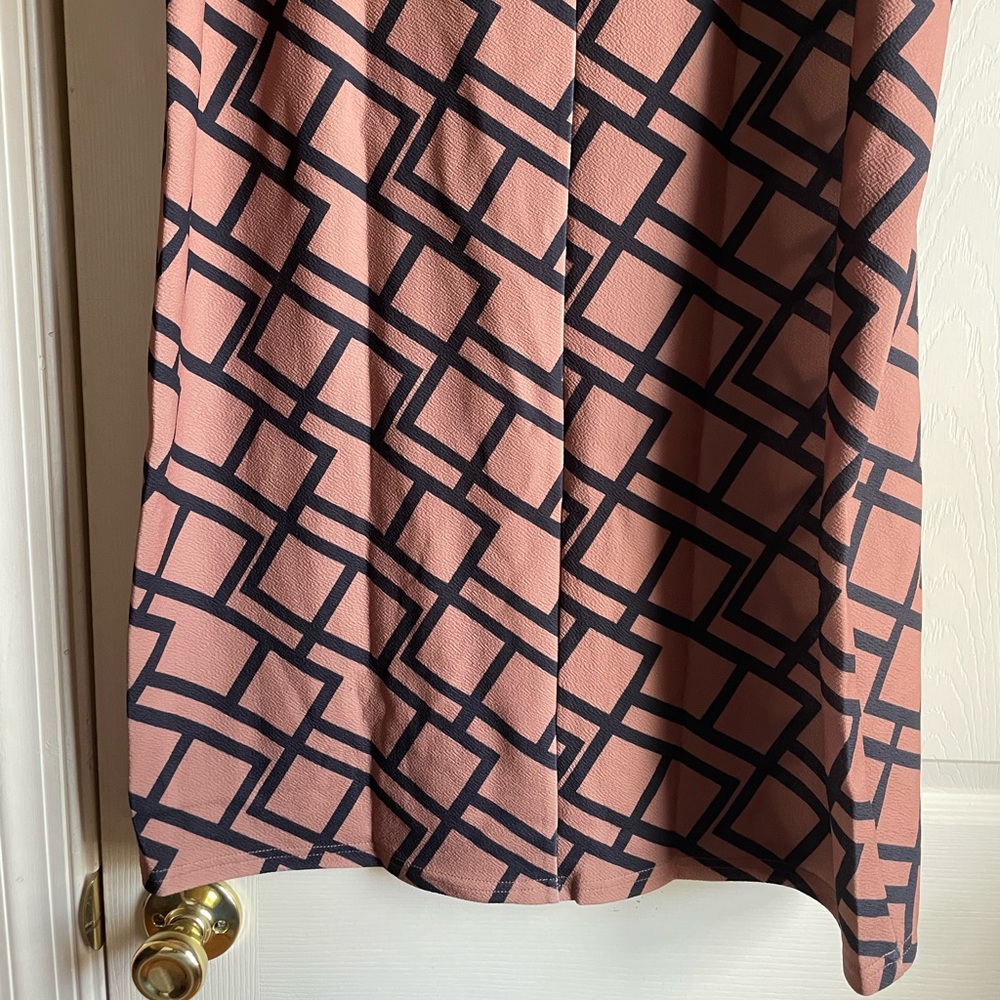 Boutique Women’s Size 4X (20) Geometric Print Skirt - Picture 9 of 13